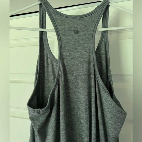 Women’s Lululemon refresh maxi dress heathered medium grey size 6 or 8 MEDIUM - Picture 8 of 9